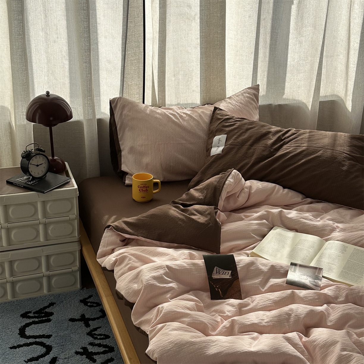 91家纺网 家纺一手货源 找家纺 拾一 2026新款甜美波点系列双拼色四件套 摩卡慕斯棕-粉