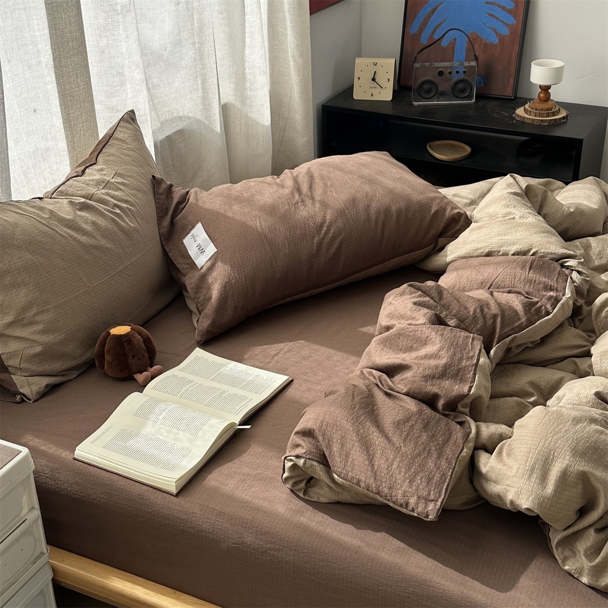 91家纺网 家纺一手货源 找家纺 拾一 2026新款甜美波点系列双拼色四件套 摩卡慕斯棕-咖