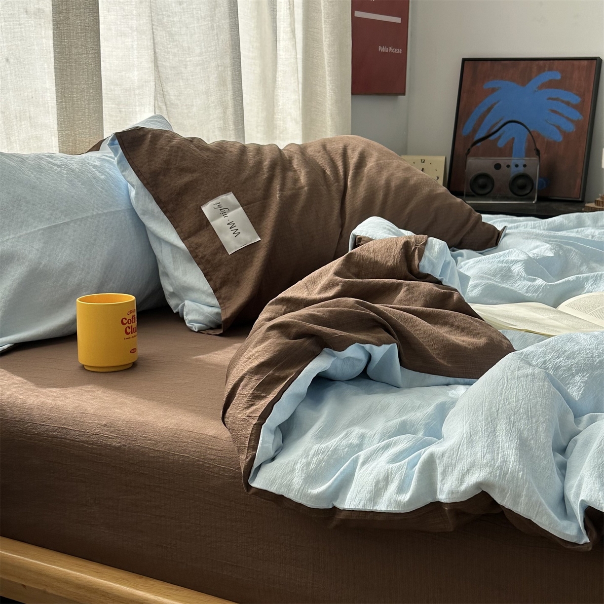 91家纺网 家纺一手货源 找家纺 拾一 2026新款甜美波点系列双拼色四件套 摩卡慕斯棕-蓝