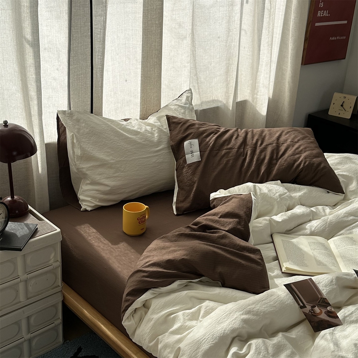 91家纺网 家纺一手货源 找家纺 拾一 2026新款甜美波点系列双拼色四件套 摩卡慕斯棕-奶白