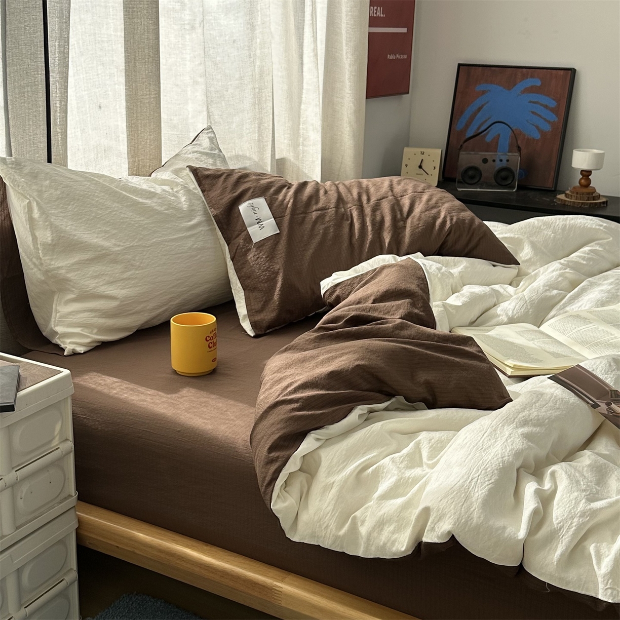 91家纺网 家纺一手货源 找家纺 拾一 2026新款甜美波点系列双拼色四件套 摩卡慕斯棕-奶白