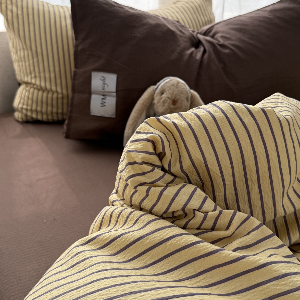 91家纺网 家纺一手货源 找家纺 拾一 2026新款软糯木棉中古多巴胺条纹系列四件套 慵懒条-黄