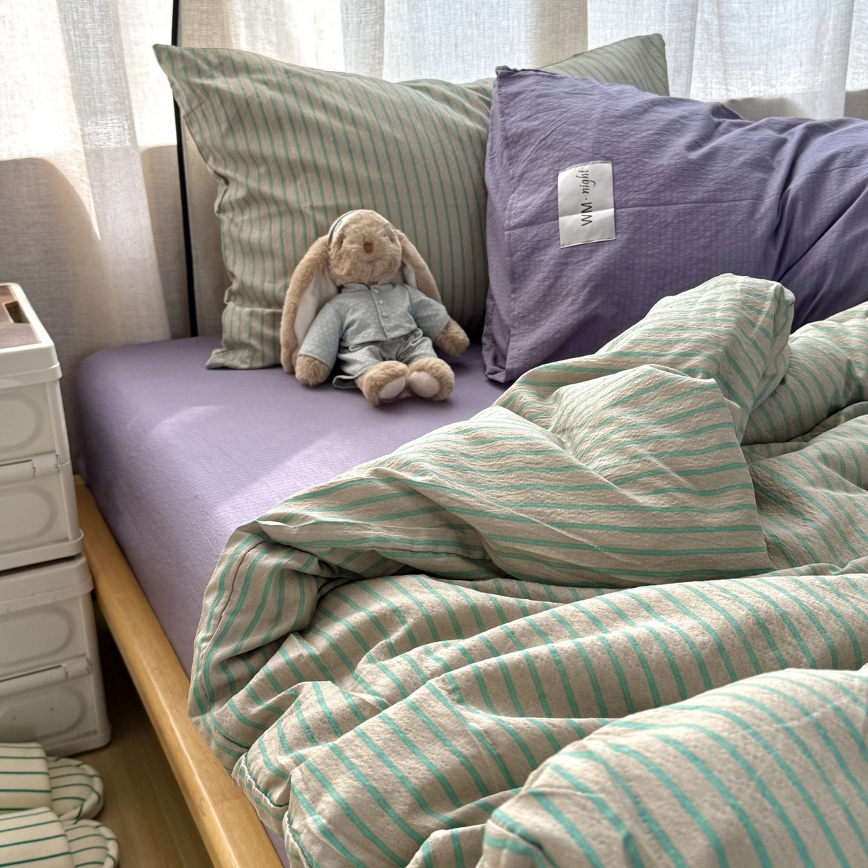 91家纺网 家纺一手货源 找家纺 拾一 2026新款软糯木棉中古多巴胺条纹系列四件套 慵懒条-绿