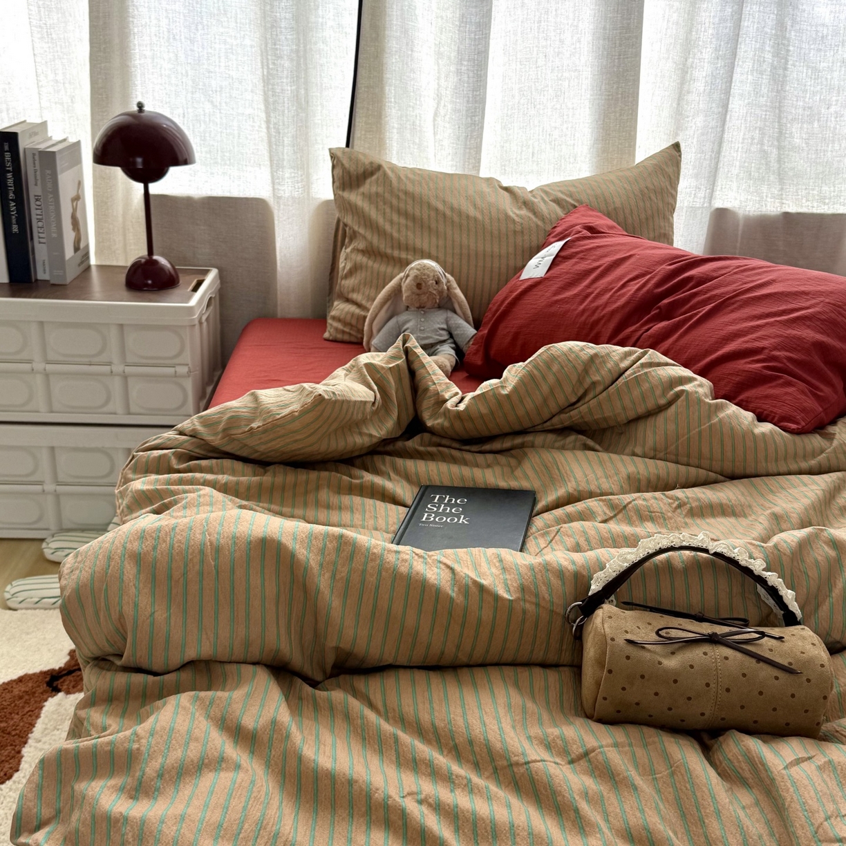 91家纺网 家纺一手货源 找家纺 拾一 2026新款软糯木棉中古多巴胺条纹系列四件套 慵懒条-浅咖