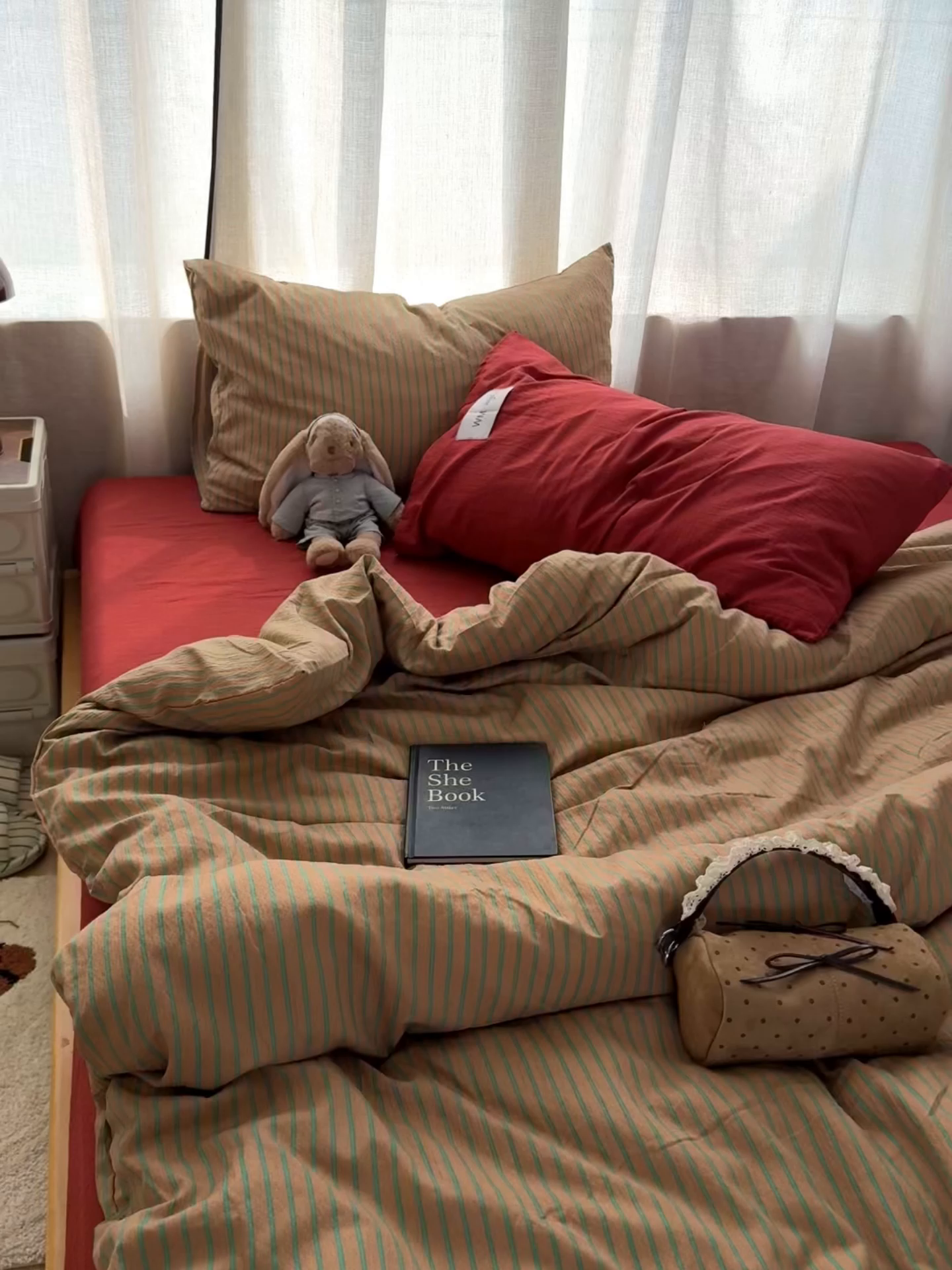 91家纺网 家纺一手货源 找家纺 拾一 2026新款软糯木棉中古多巴胺条纹系列四件套 慵懒条-浅咖