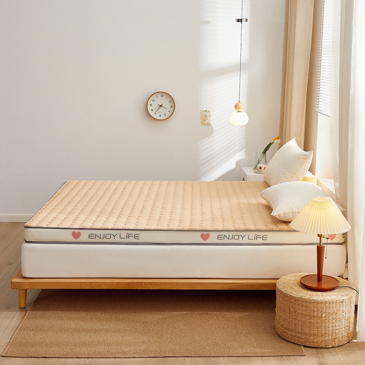 91家纺网 家纺一手货源 找家纺 月茶家纺 2026新款立体爱心边羊羔绒海绵床垫垫子 咖色