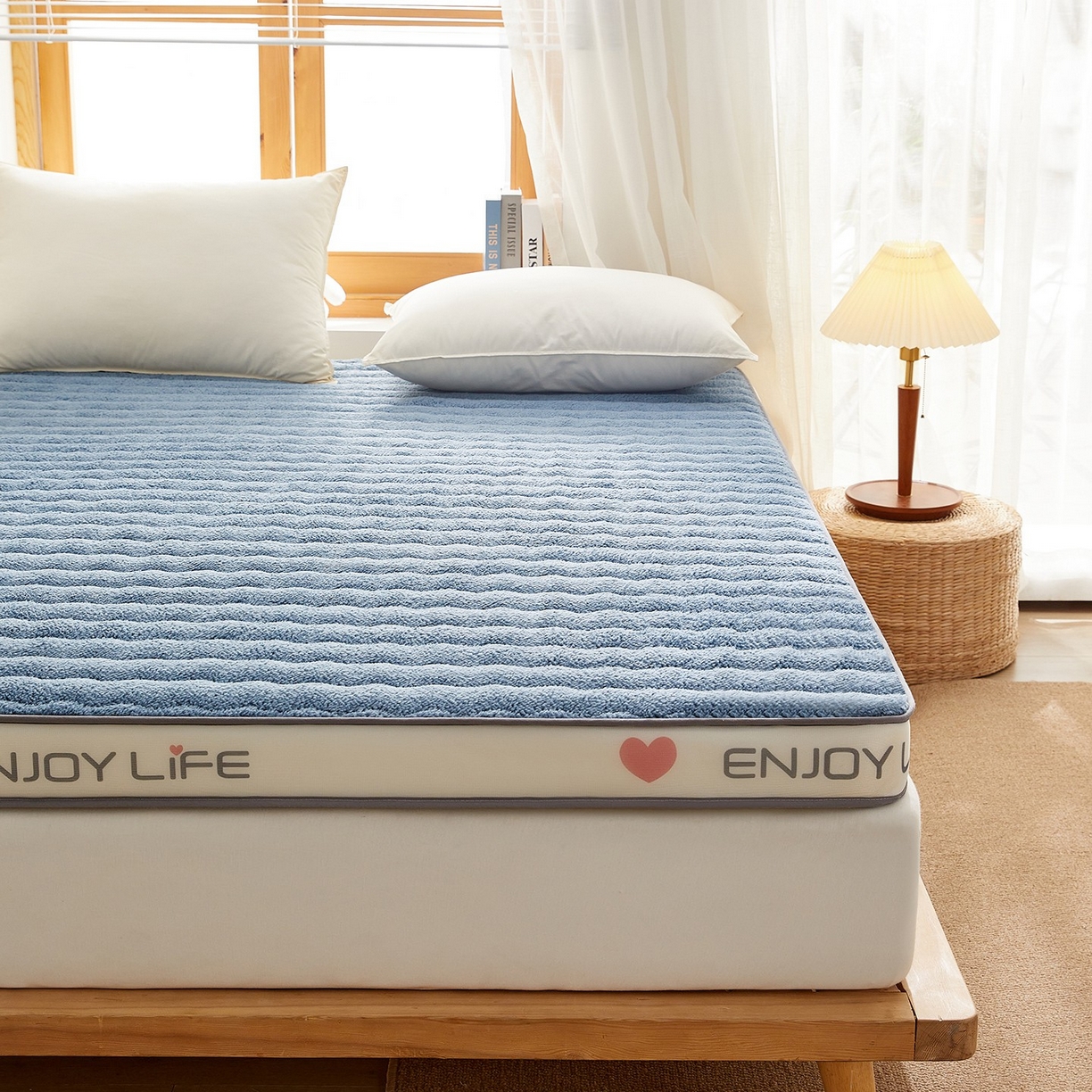 91家纺网 家纺一手货源 找家纺 月茶家纺 2026新款立体爱心边羊羔绒海绵床垫垫子 蓝色
