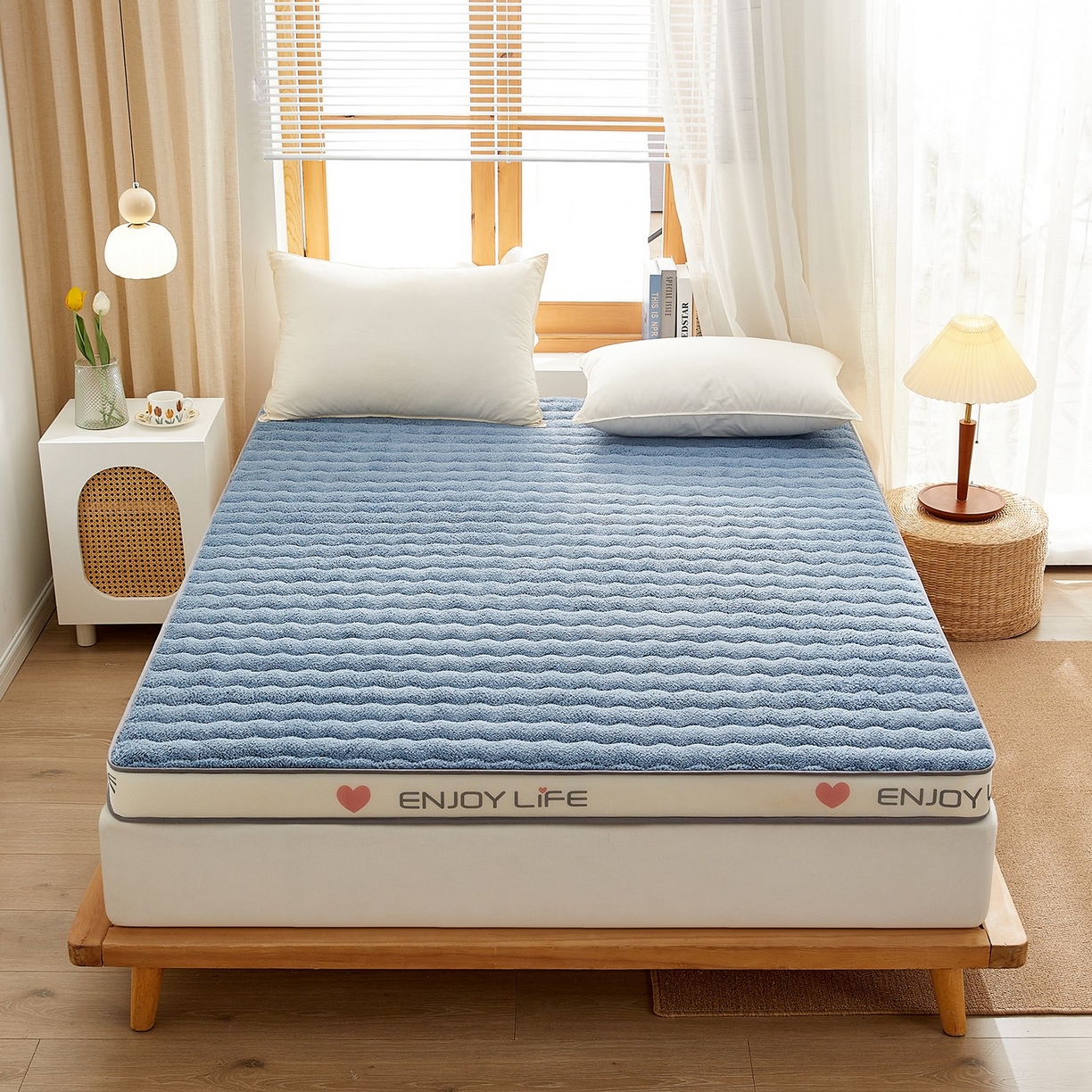 91家纺网 家纺一手货源 找家纺 月茶家纺 2026新款立体爱心边羊羔绒海绵床垫垫子 蓝色