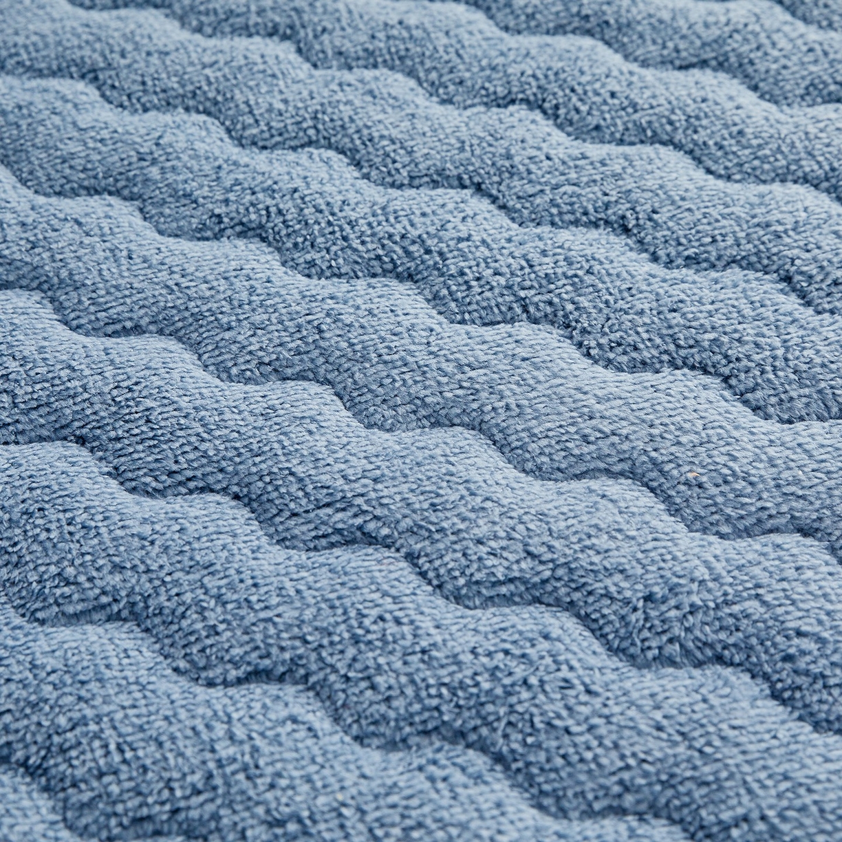 91家纺网 家纺一手货源 找家纺 月茶家纺 2026新款立体爱心边羊羔绒海绵床垫垫子 蓝色