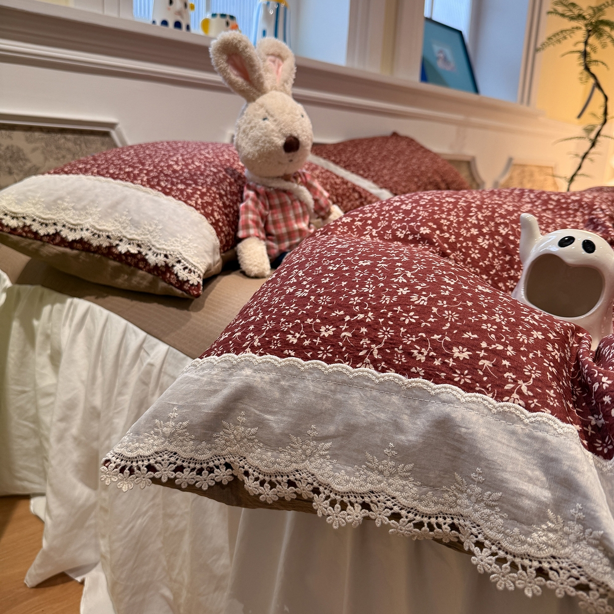 91家纺网 家纺一手货源 找家纺 盼季家纺 2026新款亲肤木棉法式复古蕾丝花边皱皱纱四件套 复古蕾丝花边-玫瑰花园