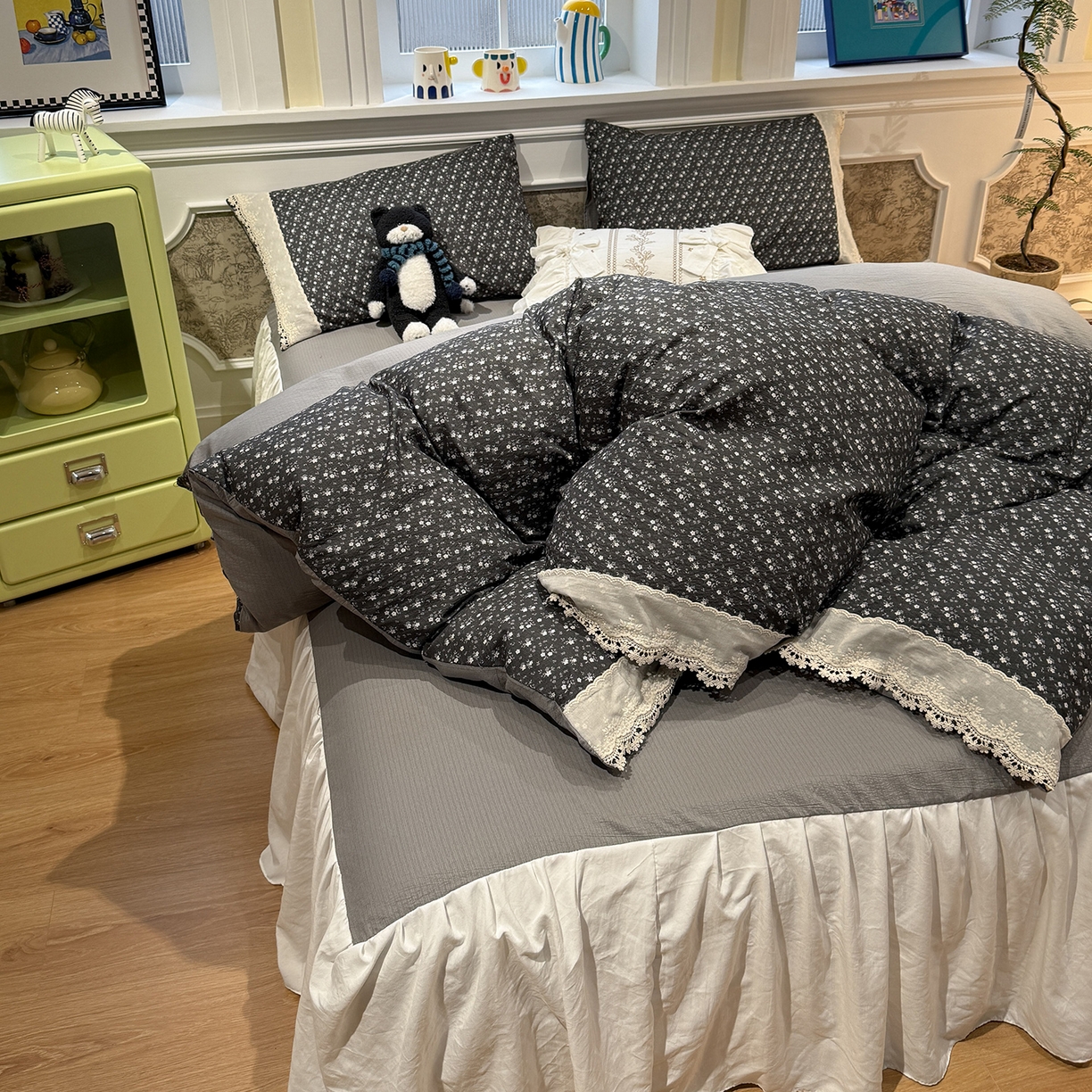 91家纺网 家纺一手货源 找家纺 盼季家纺 2026新款亲肤木棉法式复古蕾丝花边皱皱纱四件套 复古蕾丝花边-秘密庄园