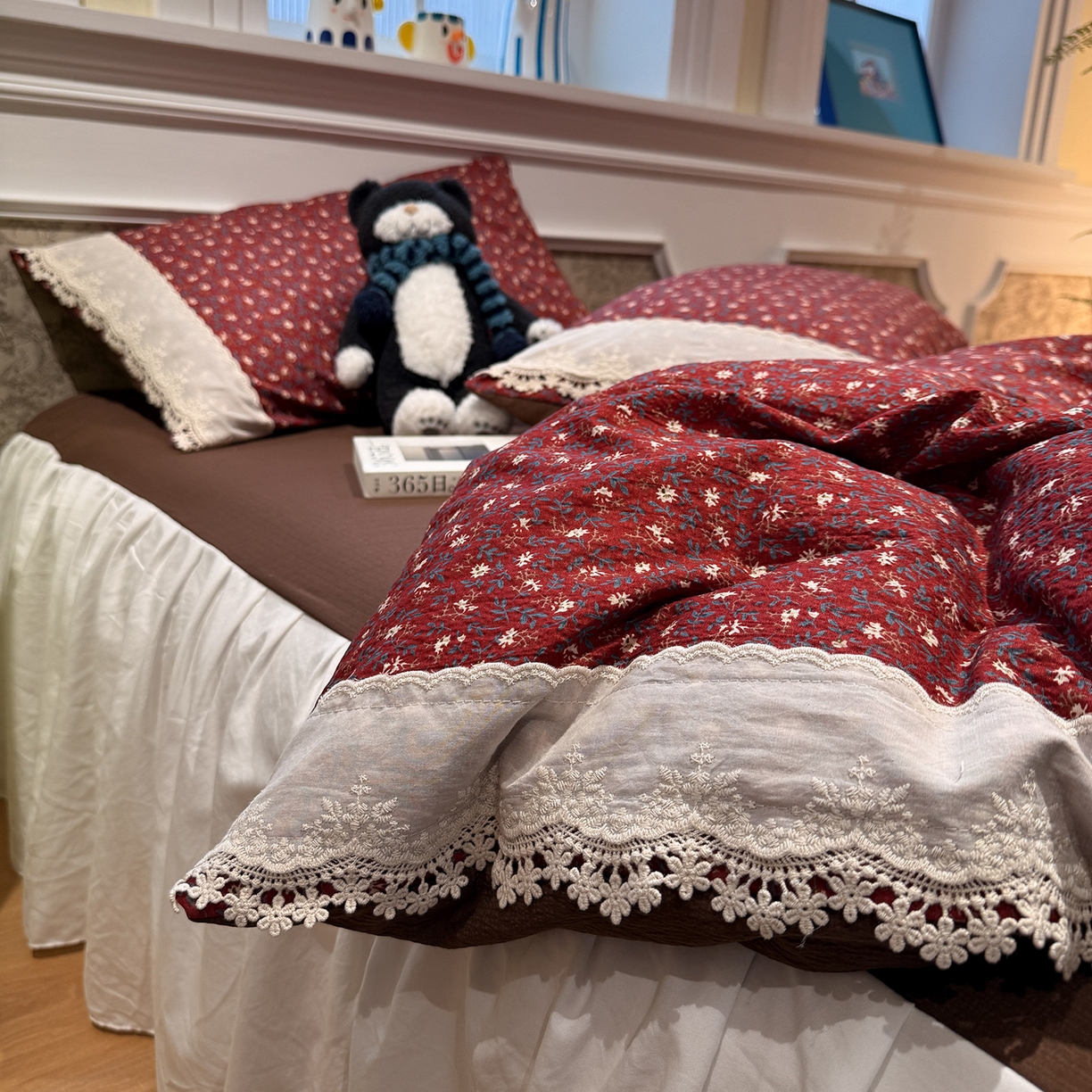 91家纺网 家纺一手货源 找家纺 盼季家纺 2026新款亲肤木棉法式复古蕾丝花边皱皱纱四件套 复古蕾丝花边-伊莫花语