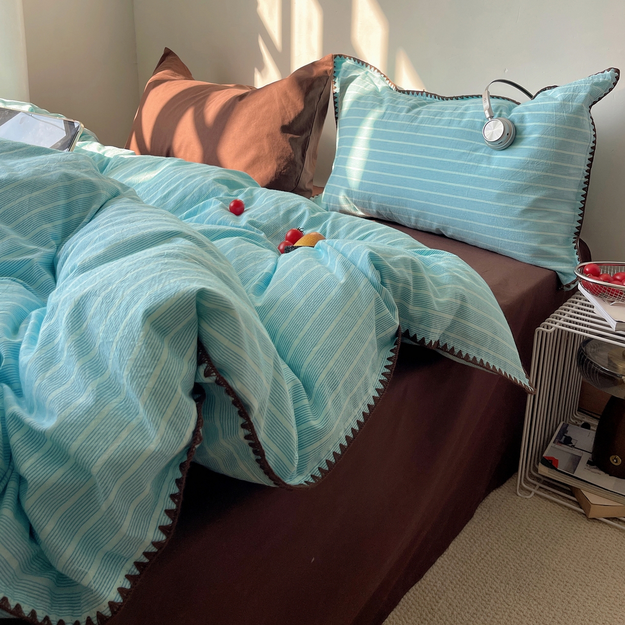 91家纺网 家纺一手货源 找家纺 瑞莱 2026年新款全棉纯棉水洗棉贝壳边四件套 旧港蓝棕