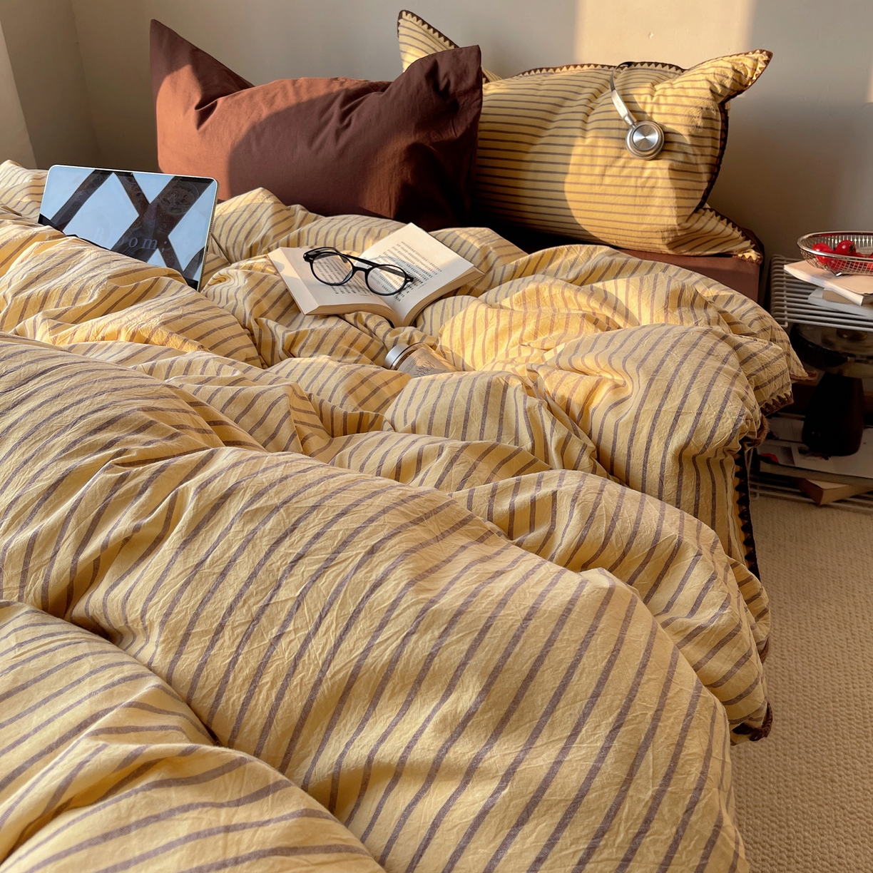 91家纺网 家纺一手货源 找家纺 瑞莱 2026年新款全棉纯棉水洗棉贝壳边四件套 暖阳黄棕