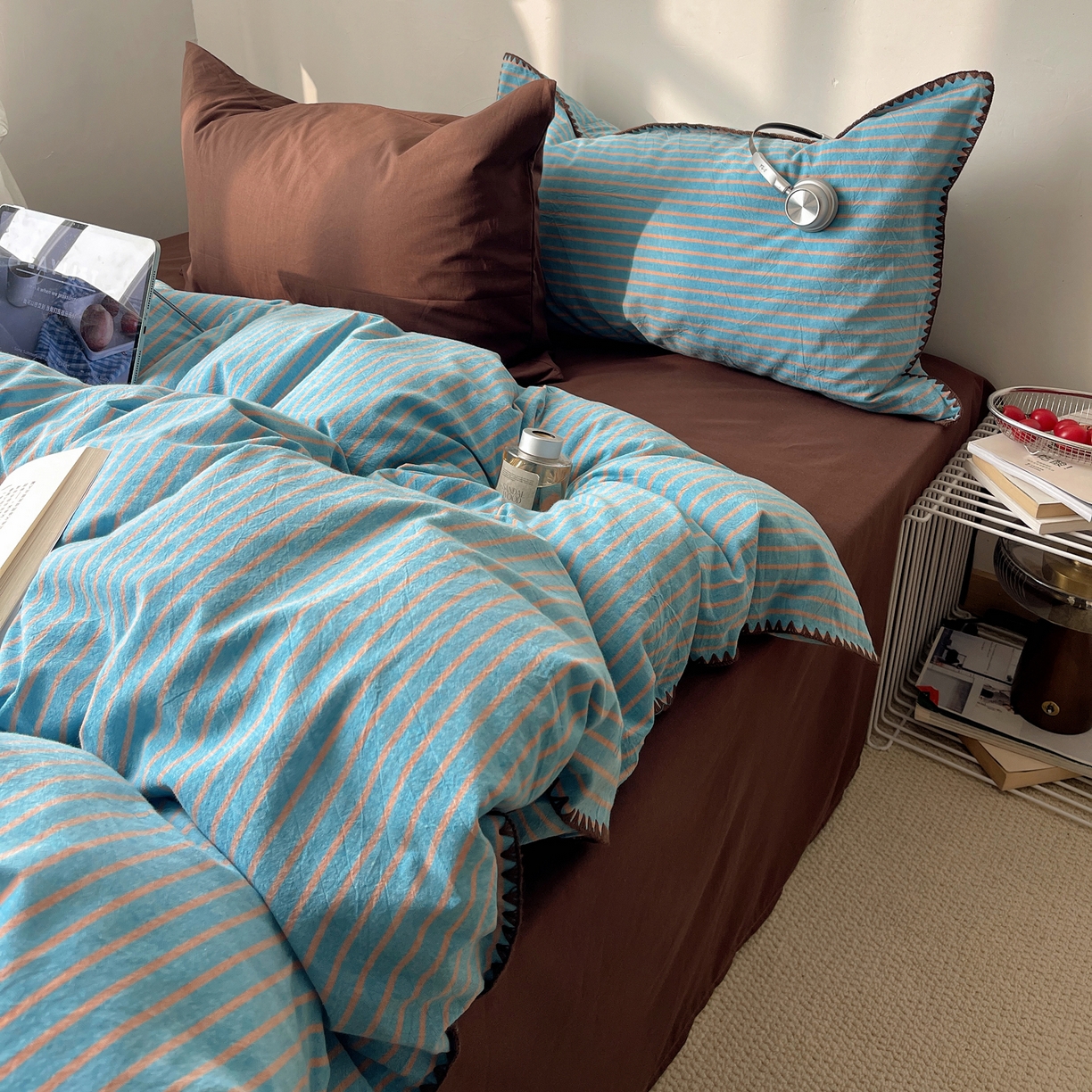 91家纺网 家纺一手货源 找家纺 瑞莱 2026年新款全棉纯棉水洗棉贝壳边四件套 棕岸蓝漪