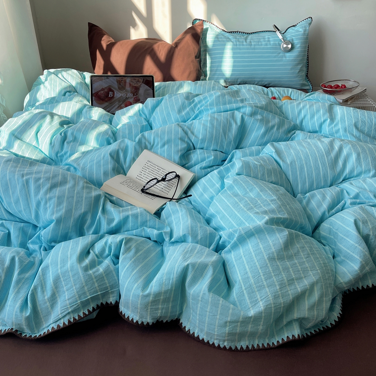 91家纺网 家纺一手货源 找家纺 瑞莱 2026年新款全棉纯棉水洗棉贝壳边四件套 旧港蓝棕