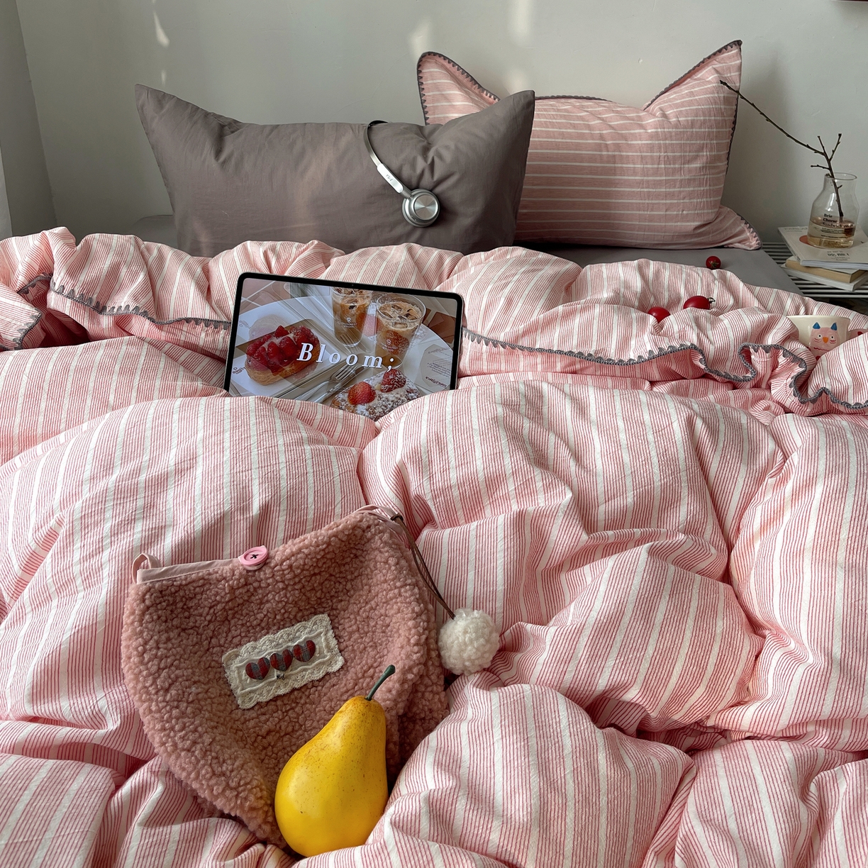 91家纺网 家纺一手货源 找家纺 瑞莱 2026年新款全棉纯棉水洗棉贝壳边四件套 粉序白织