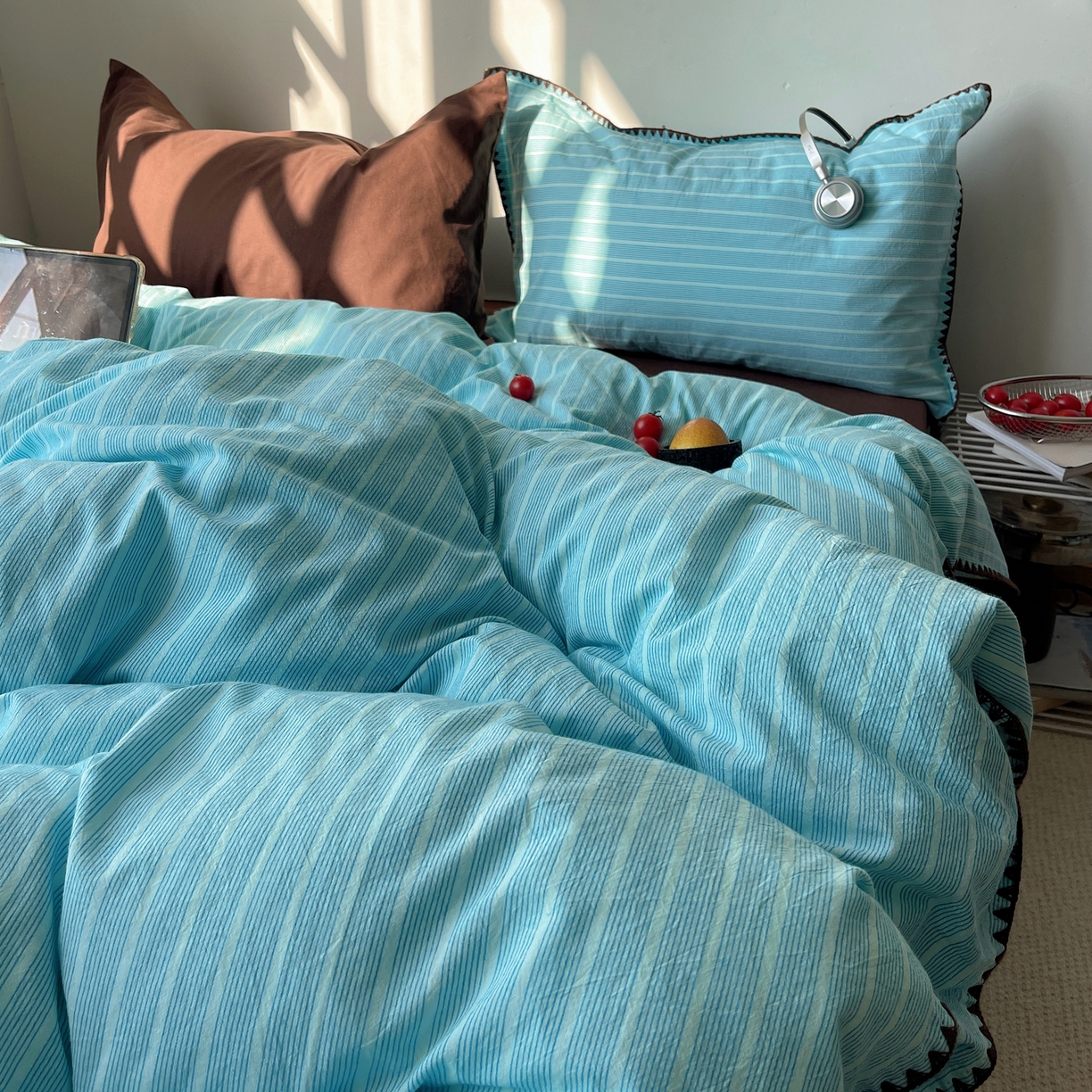 91家纺网 家纺一手货源 找家纺 瑞莱 2026年新款全棉纯棉水洗棉贝壳边四件套 旧港蓝棕