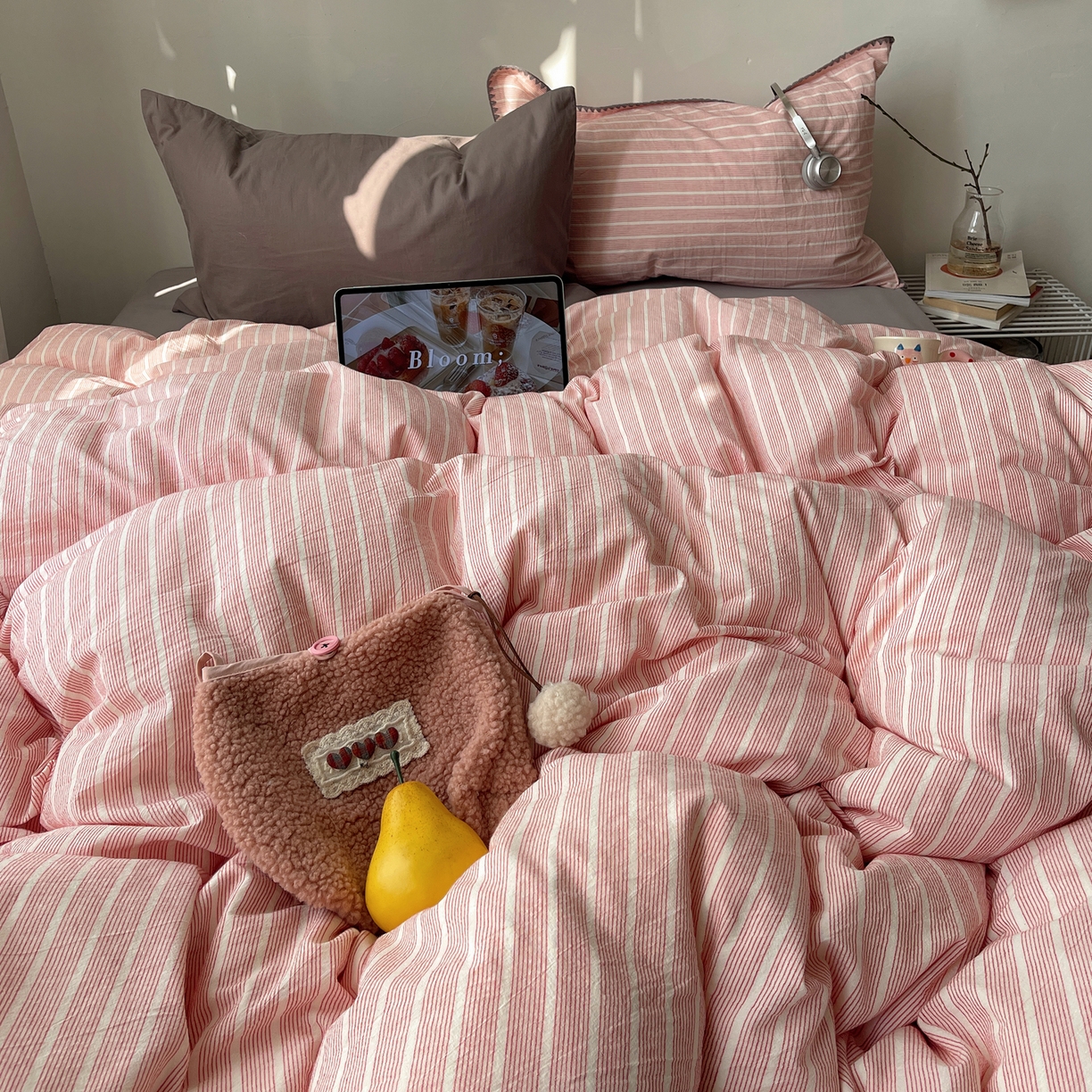 91家纺网 家纺一手货源 找家纺 瑞莱 2026年新款全棉纯棉水洗棉贝壳边四件套 粉序白织