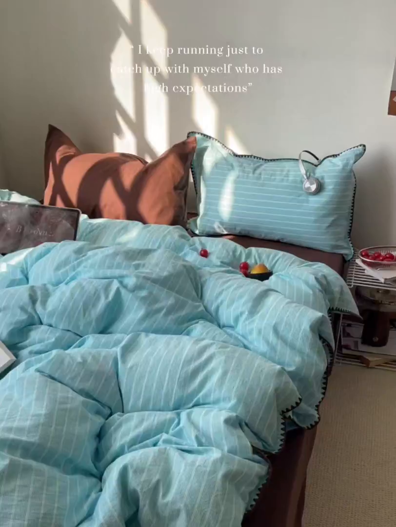 91家纺网 家纺一手货源 找家纺 瑞莱 2026年新款全棉纯棉水洗棉贝壳边四件套 旧港蓝棕