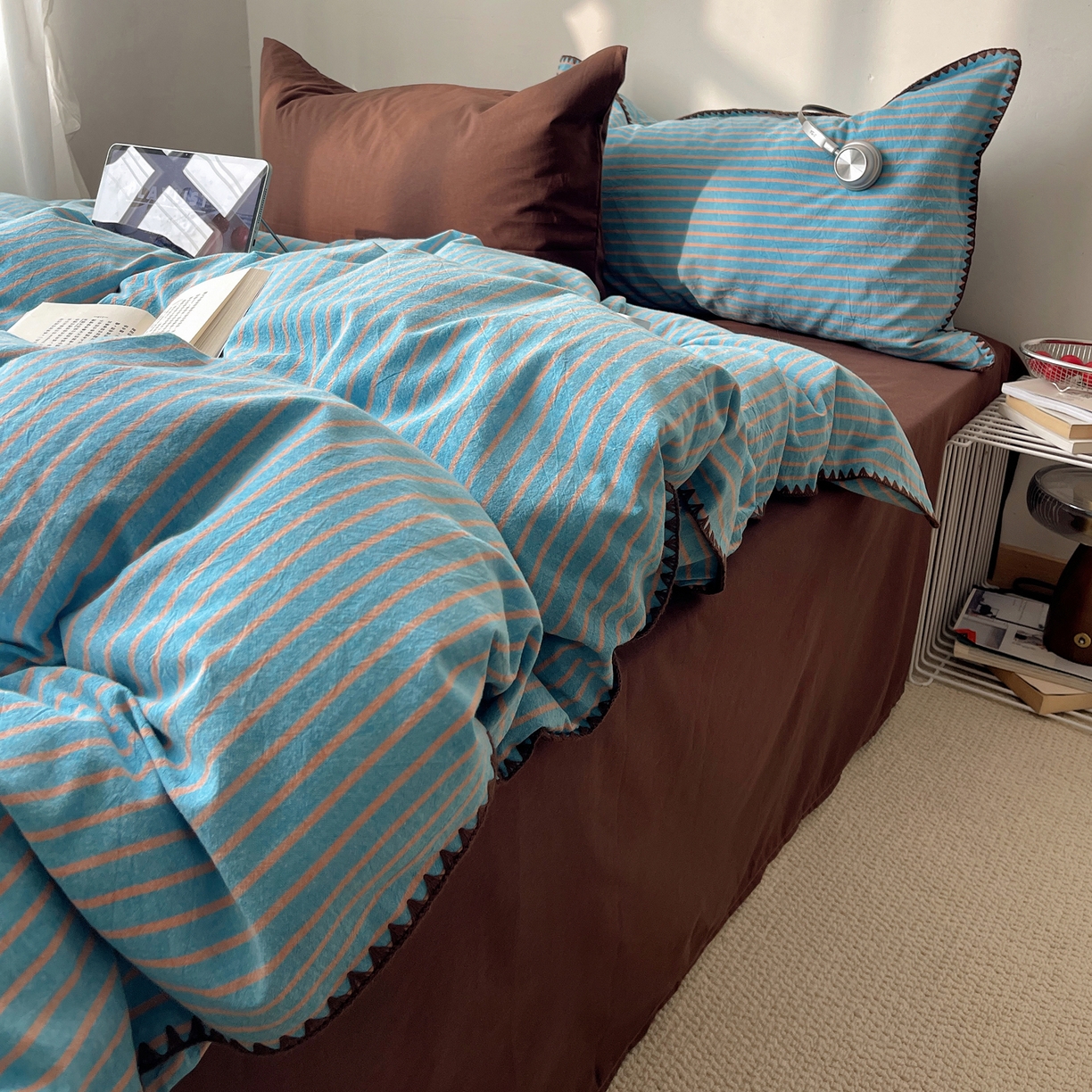 91家纺网 家纺一手货源 找家纺 瑞莱 2026年新款全棉纯棉水洗棉贝壳边四件套 棕岸蓝漪