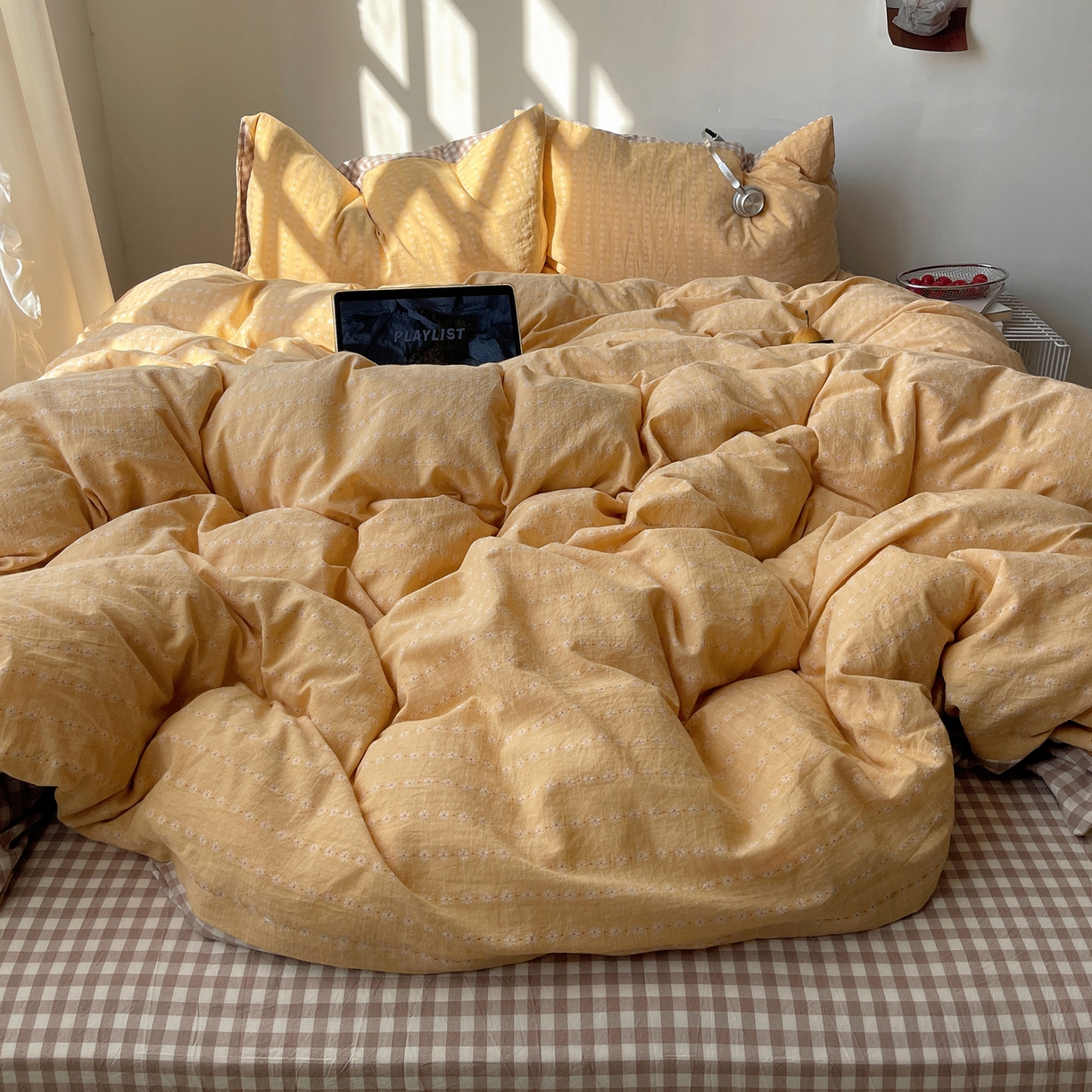 91家纺网 家纺一手货源 找家纺 盼季家纺 2026新款亲肤水洗棉四件套-简单款 简单款-阿尔曼黄