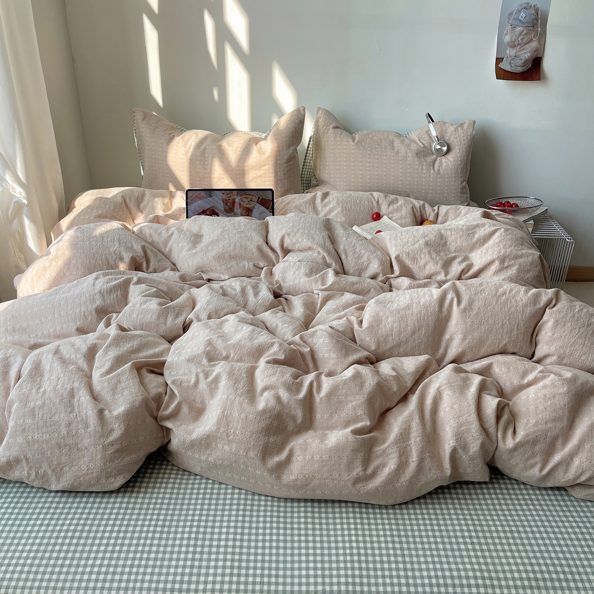 91家纺网 家纺一手货源 找家纺 盼季家纺 2026新款亲肤水洗棉四件套-简单款 简单款-阿尔淡粉