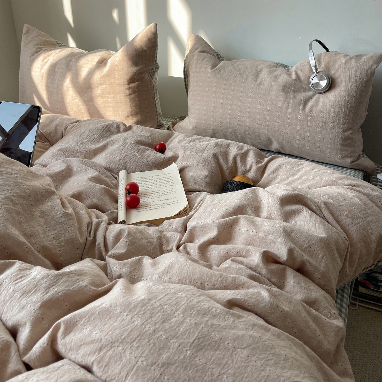 91家纺网 家纺一手货源 找家纺 盼季家纺 2026新款亲肤水洗棉四件套-简单款 简单款-阿尔淡粉