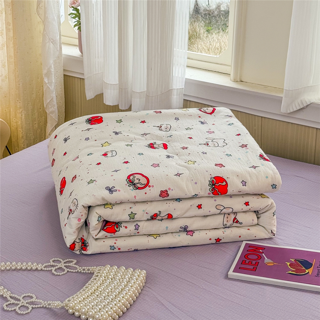 91家纺网 家纺一手货源 找家纺 艺菲阁家纺 2026新款云感双层纱夏被夏凉被空调被 苹果小怪