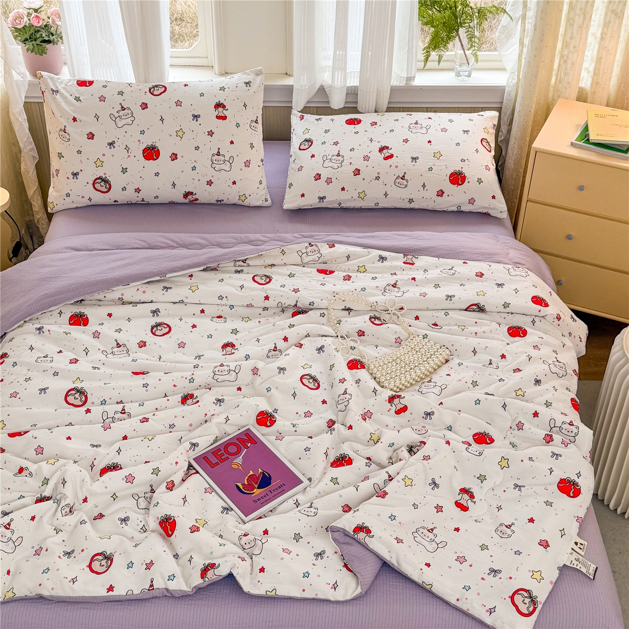 91家纺网 家纺一手货源 找家纺 艺菲阁家纺 2026新款云感双层纱夏被夏凉被空调被 苹果小怪