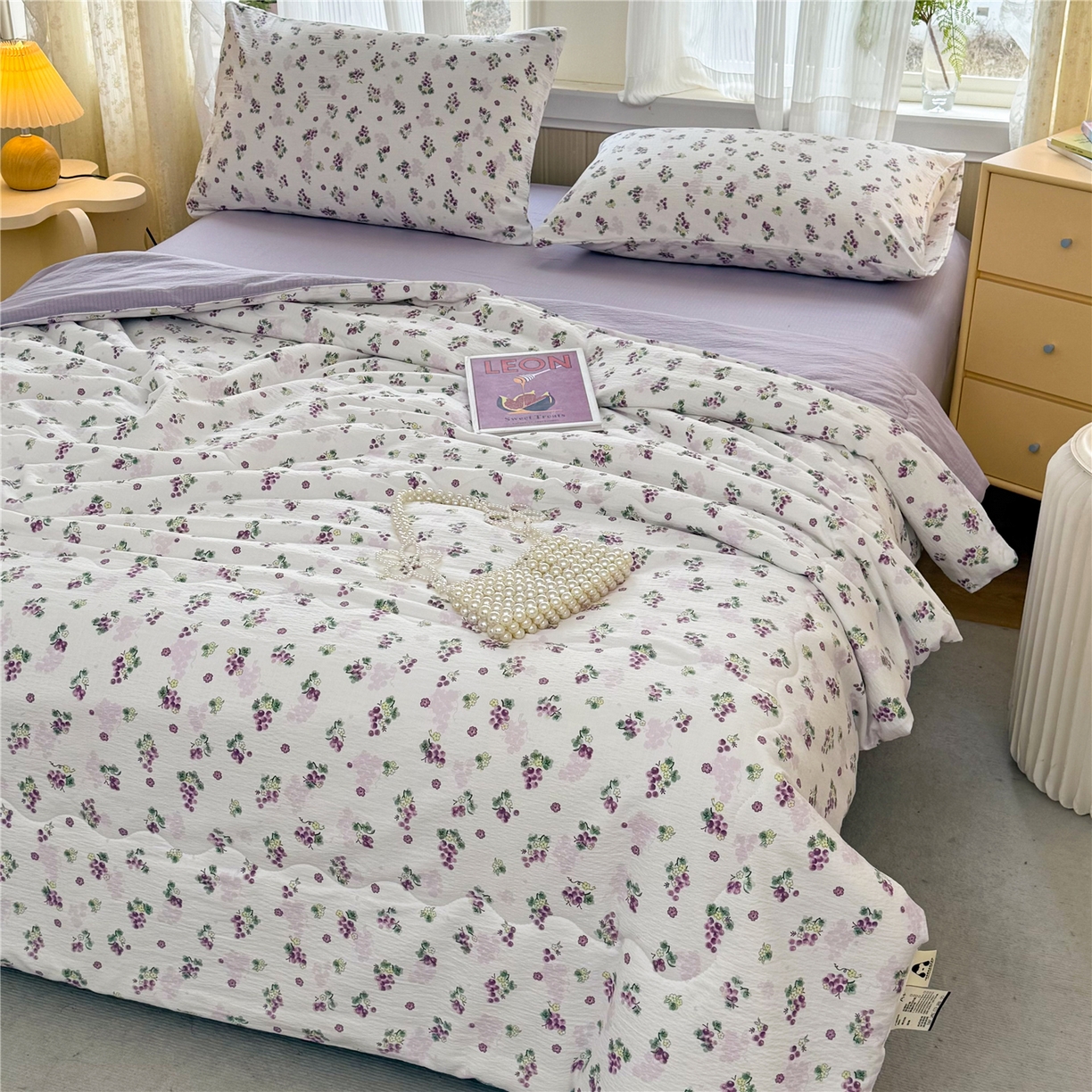 91家纺网 家纺一手货源 找家纺 艺菲阁家纺 2026新款云感双层纱夏被夏凉被空调被 葡萄多多