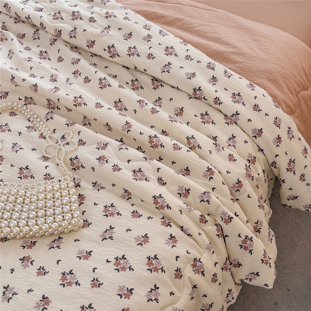 91家纺网 家纺一手货源 找家纺 艺菲阁家纺 2026新款云感双层纱夏被夏凉被空调被 苏槿