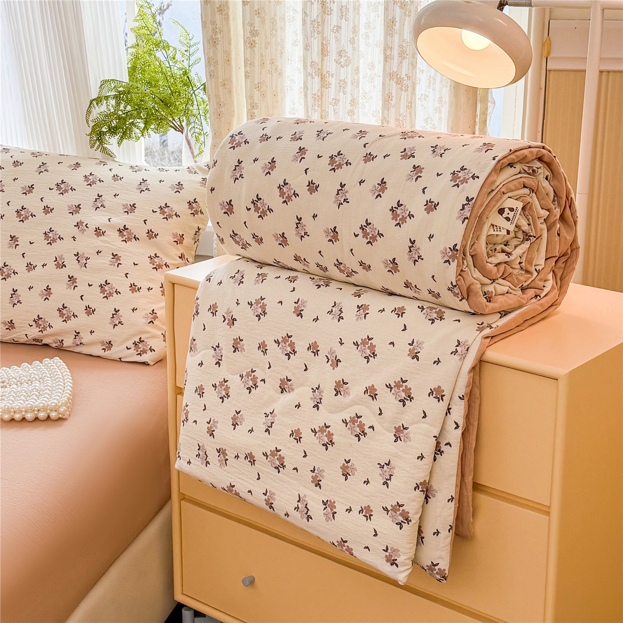 91家纺网 家纺一手货源 找家纺 艺菲阁家纺 2026新款云感双层纱夏被夏凉被空调被 苏槿