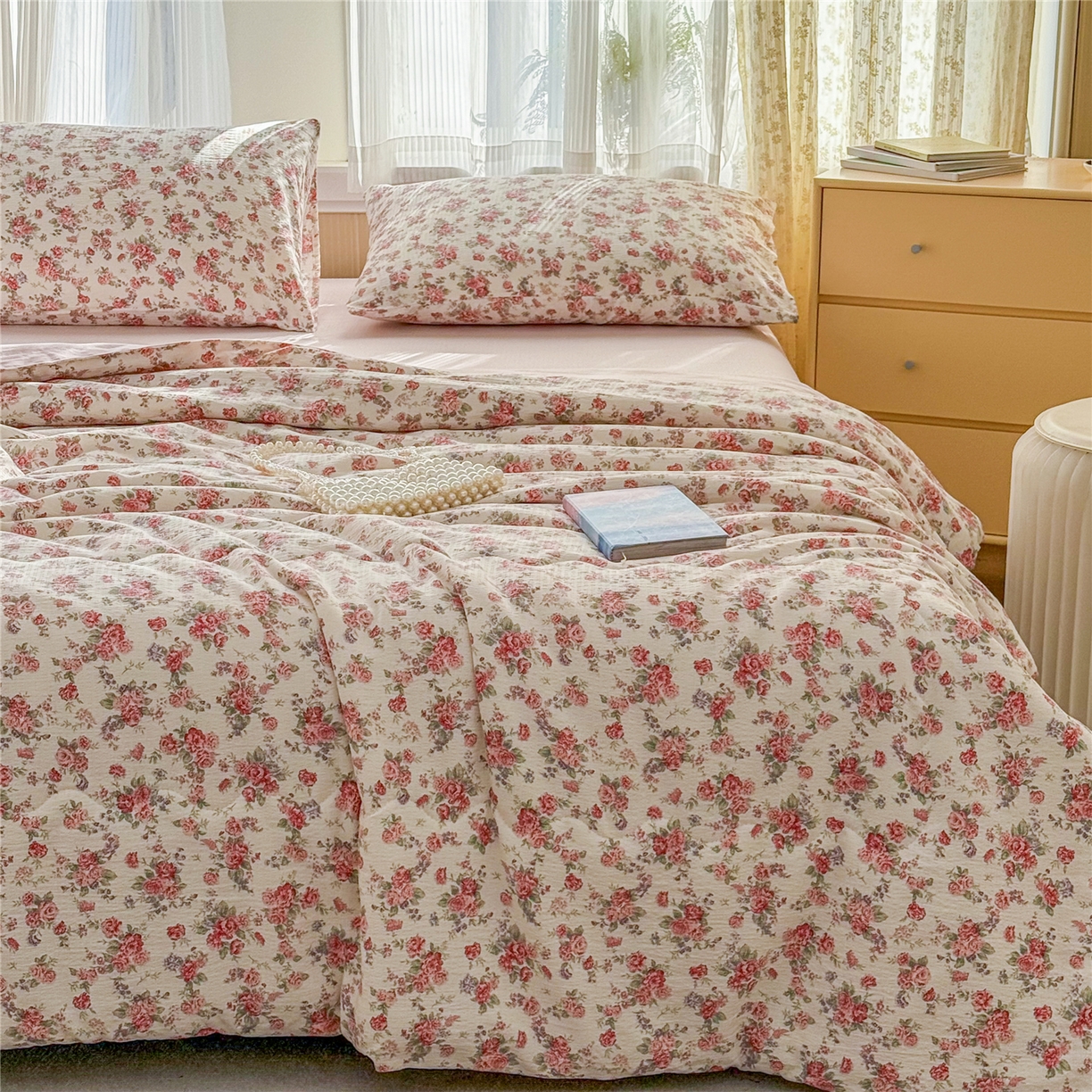 91家纺网 家纺一手货源 找家纺 艺菲阁家纺 2026新款云感双层纱夏被夏凉被空调被 星眠云野(粉)