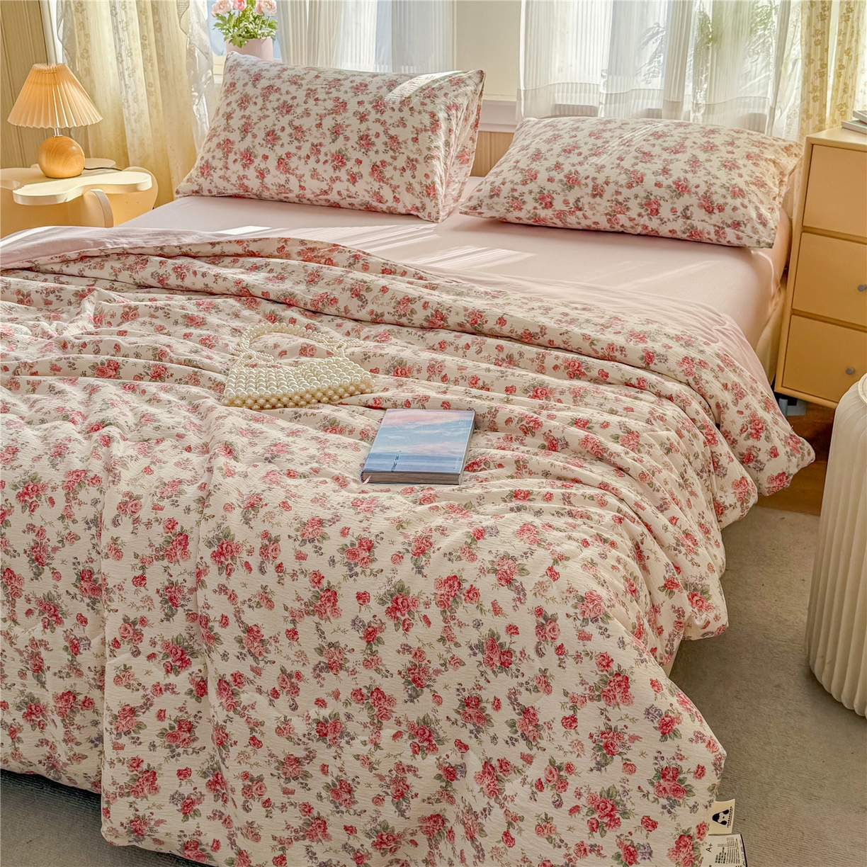 91家纺网 家纺一手货源 找家纺 艺菲阁家纺 2026新款云感双层纱夏被夏凉被空调被 星眠云野(粉)