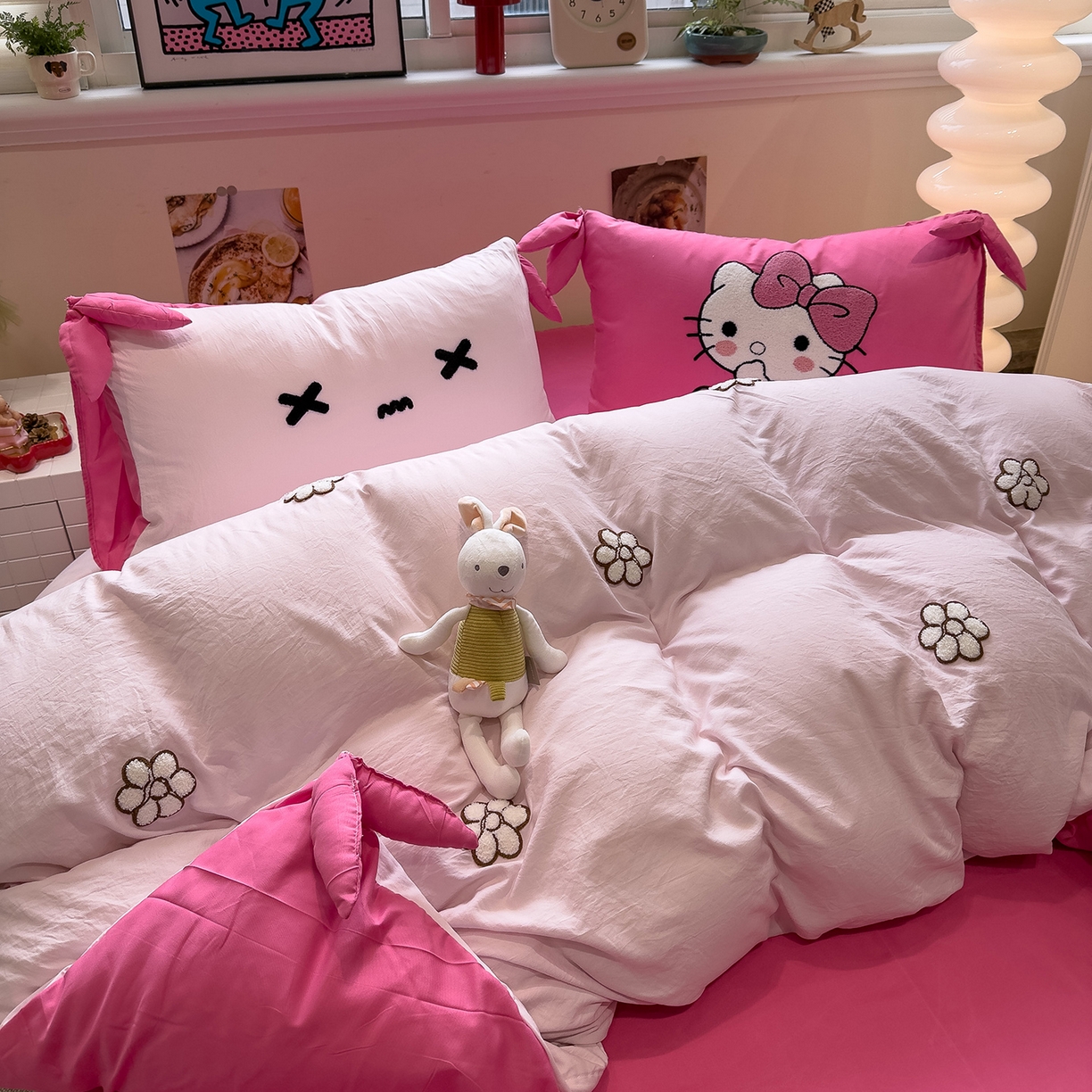 91家纺网 家纺一手货源 找家纺 盼季家纺 2026新款立体蝴蝶结毛巾绣卡通四件套 立体蝴蝶结-玫玫KT