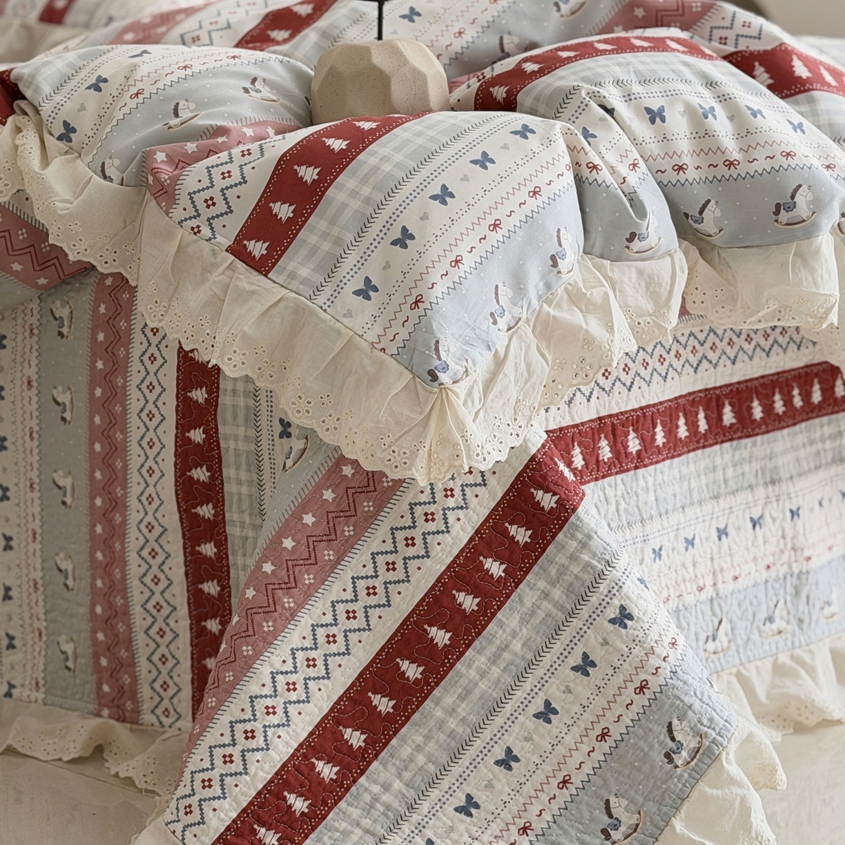 91家纺网 家纺一手货源 找家纺 佰织鑫家居 2025新款全棉法式砂洗棉花床盖款被套四件套 森林木马