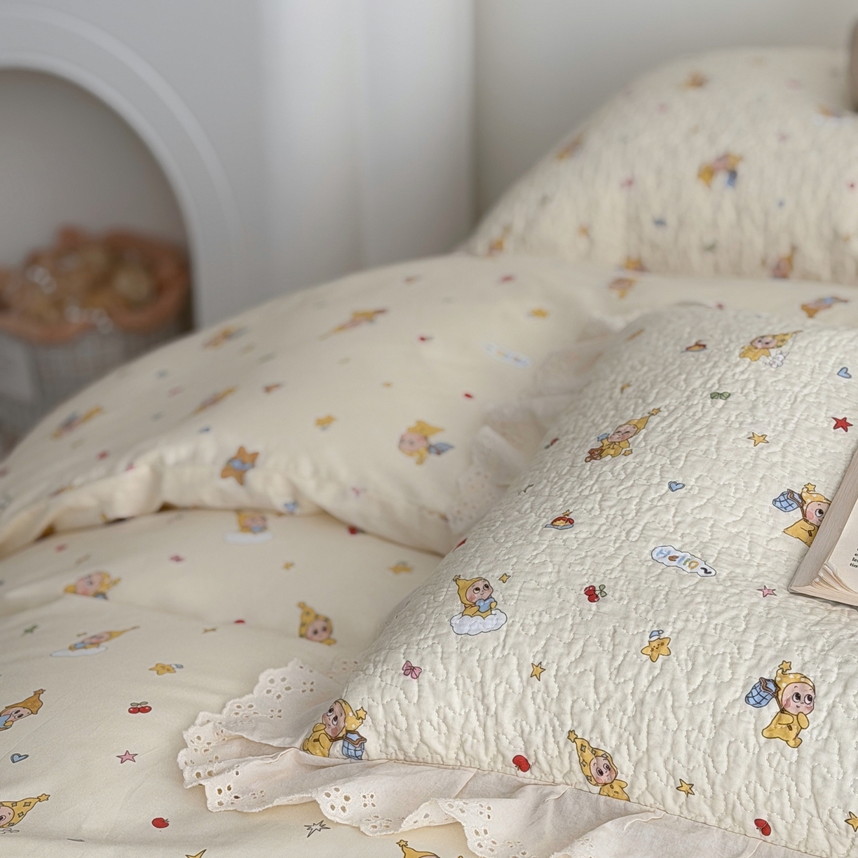 91家纺网 家纺一手货源 找家纺 佰织鑫家居 2025新款全棉法式砂洗棉花床盖款被套四件套 星星人