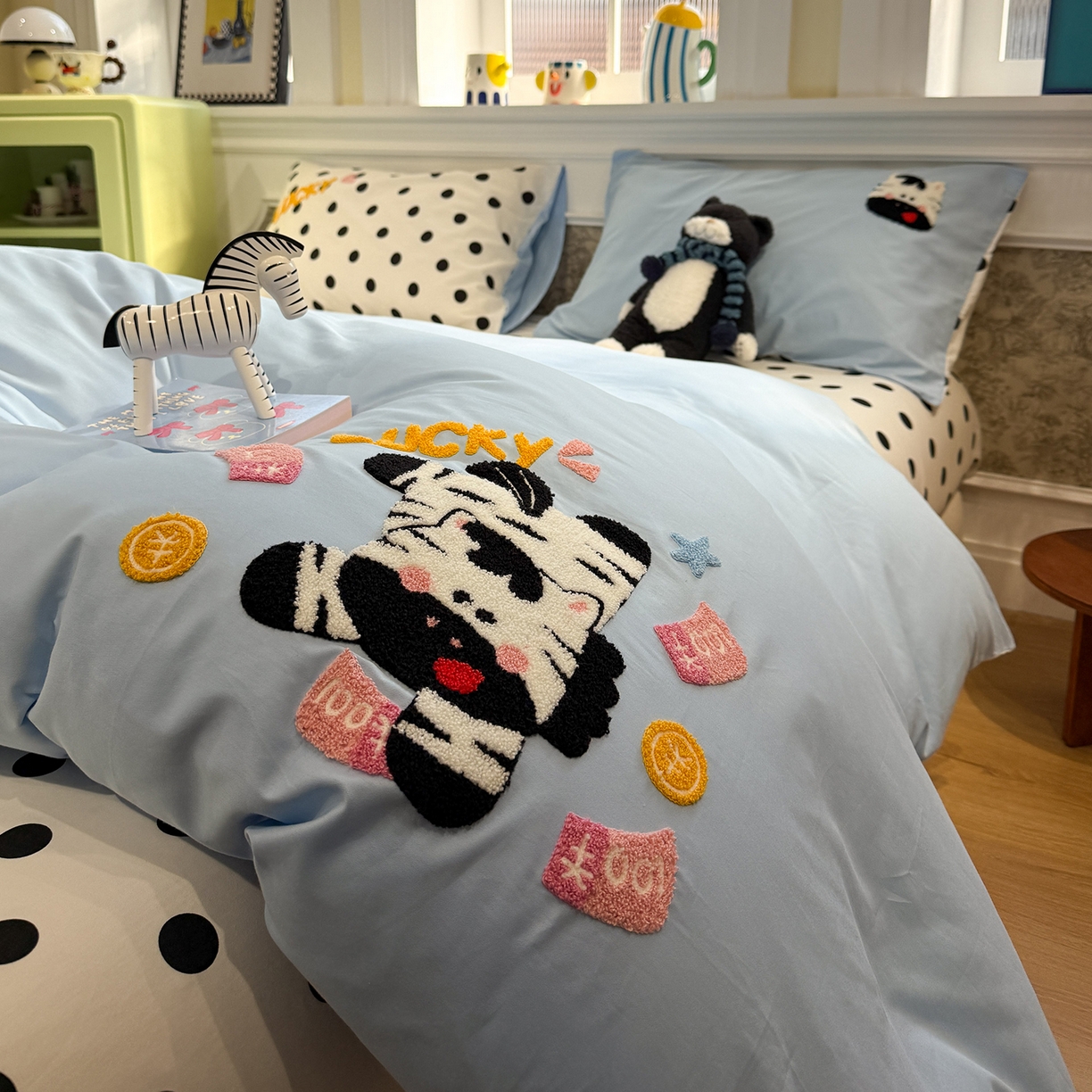 91家纺网 家纺一手货源 找家纺 怡家居 2026新款全棉纯棉印花立体毛巾绣四件套 马上好运