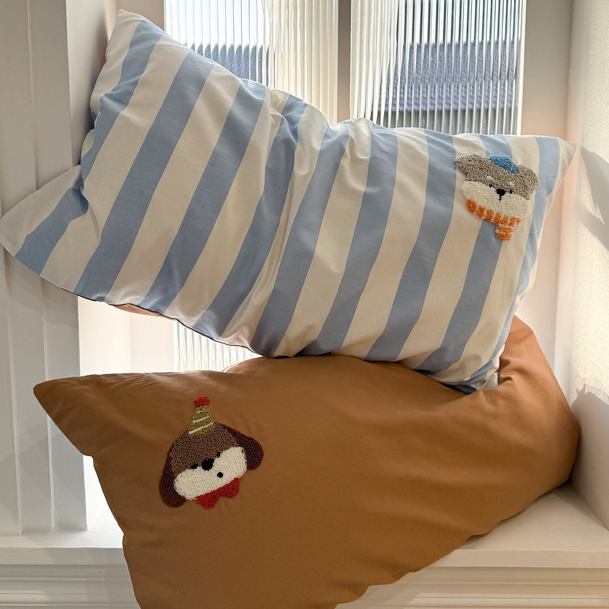 91家纺网 家纺一手货源 找家纺 怡家居 2026新款全棉纯棉印花立体毛巾绣四件套 快乐精灵