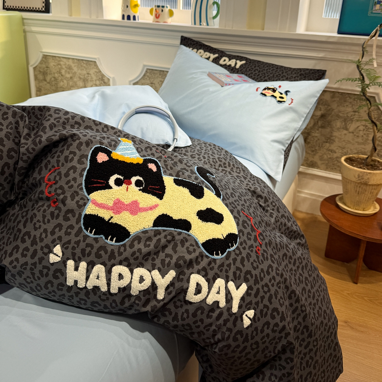 91家纺网 家纺一手货源 找家纺 怡家居 2026新款全棉纯棉印花立体毛巾绣四件套 蝴蝶小猫