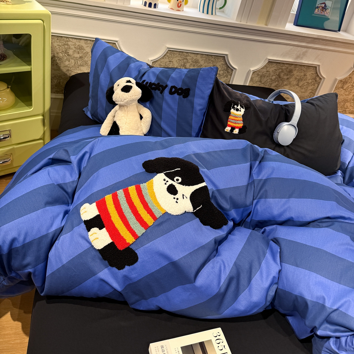 91家纺网 家纺一手货源 找家纺 怡家居 2026新款全棉纯棉印花立体毛巾绣四件套 酷酷小狗