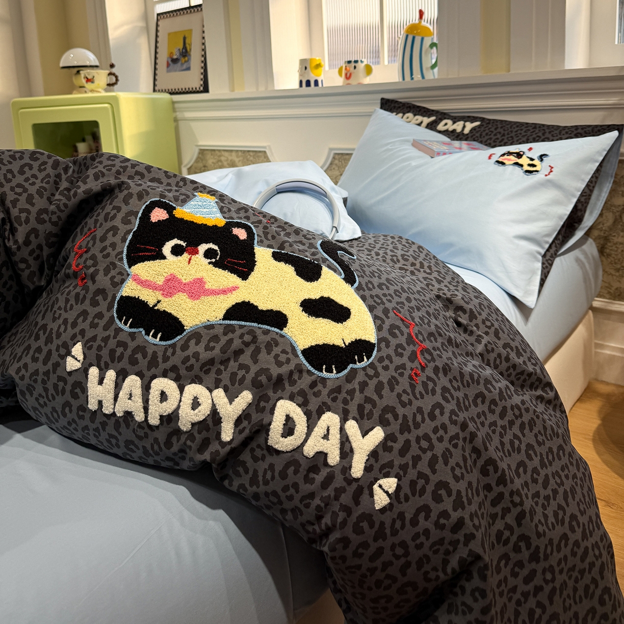 91家纺网 家纺一手货源 找家纺 怡家居 2026新款全棉纯棉印花立体毛巾绣四件套 蝴蝶小猫