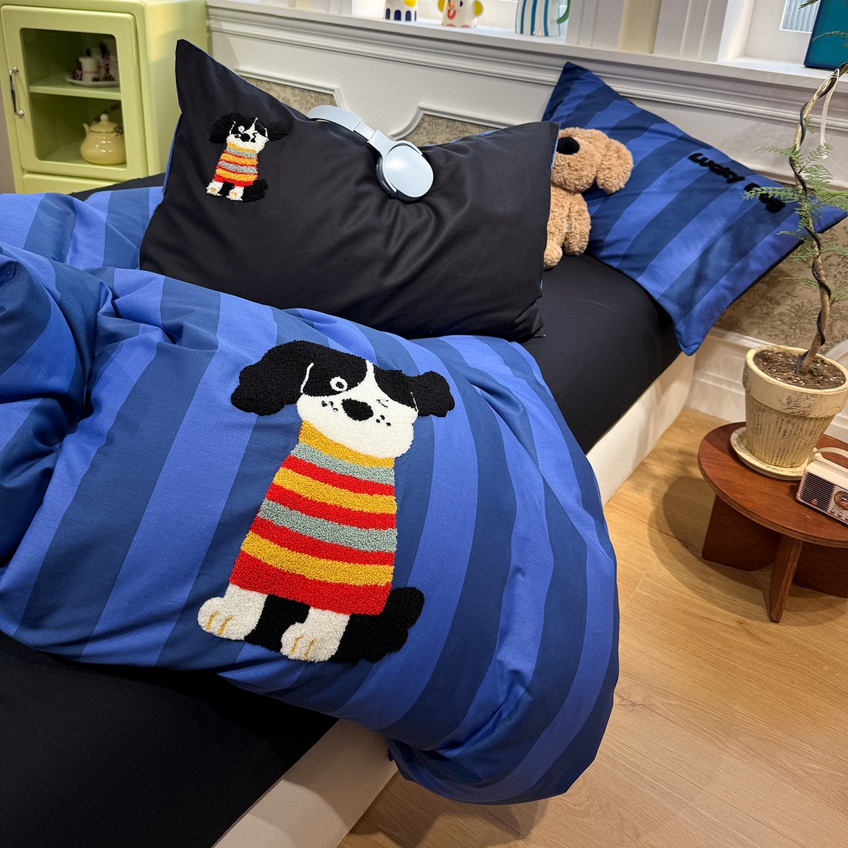 91家纺网 家纺一手货源 找家纺 怡家居 2026新款全棉纯棉印花立体毛巾绣四件套 酷酷小狗