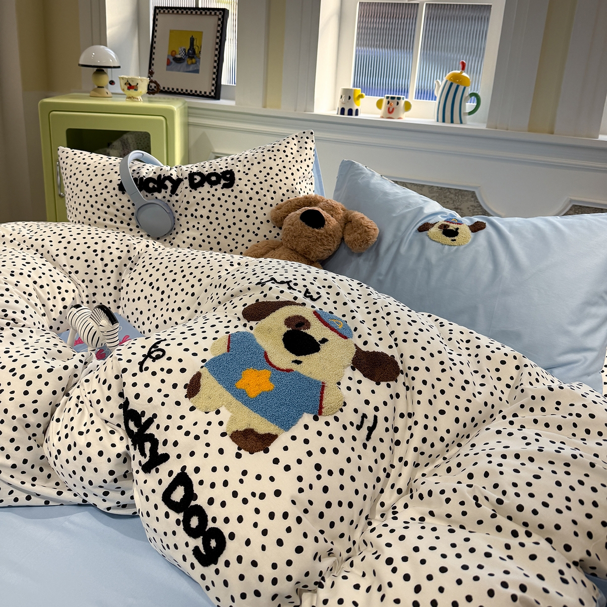 91家纺网 家纺一手货源 找家纺 怡家居 2026新款全棉纯棉印花立体毛巾绣四件套 大耳朵狗狗