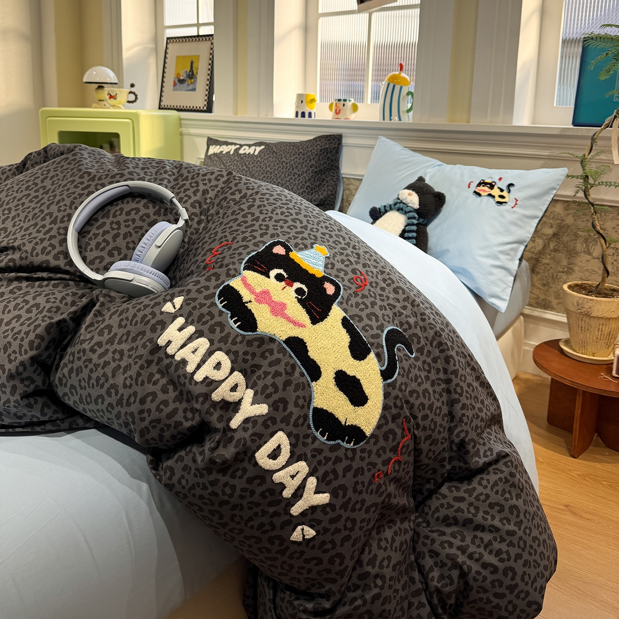 91家纺网 家纺一手货源 找家纺 怡家居 2026新款全棉纯棉印花立体毛巾绣四件套 蝴蝶小猫