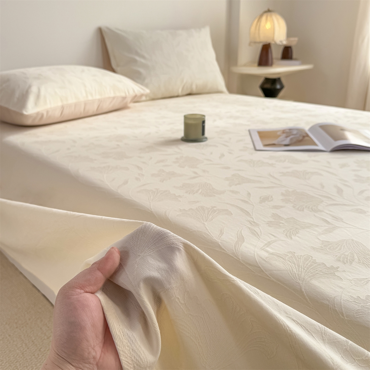 91家纺网 家纺一手货源 找家纺 灰鲸 2026新款全棉纯棉厚织三层水洗色织提花床单单床单床单单件 芳菲-杏仁奶霜