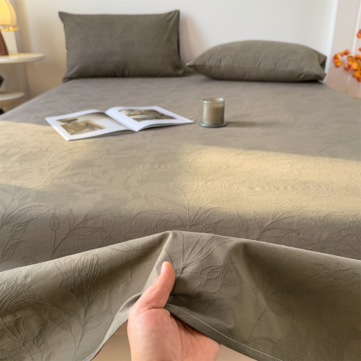 91家纺网 家纺一手货源 找家纺 灰鲸 2026新款全棉纯棉厚织三层水洗色织提花床单单床单床单单件 芳菲-摩卡