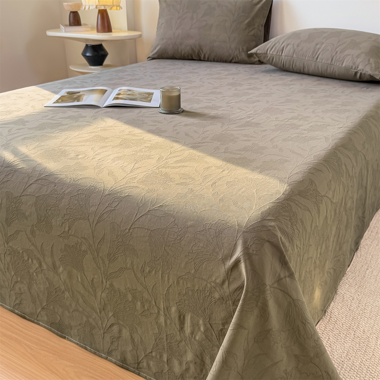 91家纺网 家纺一手货源 找家纺 灰鲸 2026新款全棉纯棉厚织三层水洗色织提花床单单床单床单单件 芳菲-摩卡