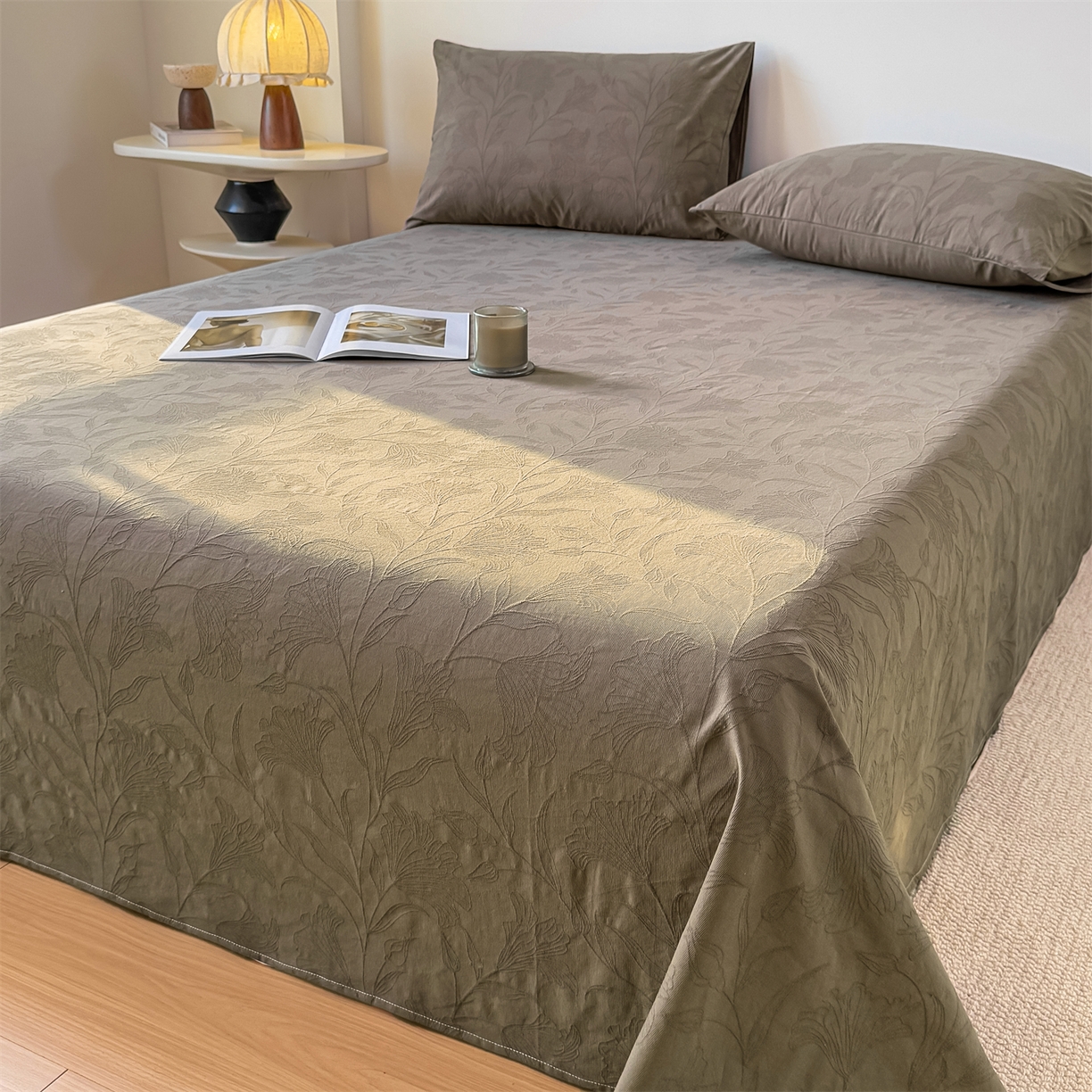 91家纺网 家纺一手货源 找家纺 灰鲸 2026新款全棉纯棉厚织三层水洗色织提花床单单床单床单单件 芳菲-摩卡